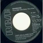 Daryl Hall + John Oates – Maneater B/W Delayed Reaction (7", 45 RPM) 1982 Germany