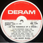 The Moody Blues ‎– On The Threshold Of A Dream (Plak) Dönem Baskı